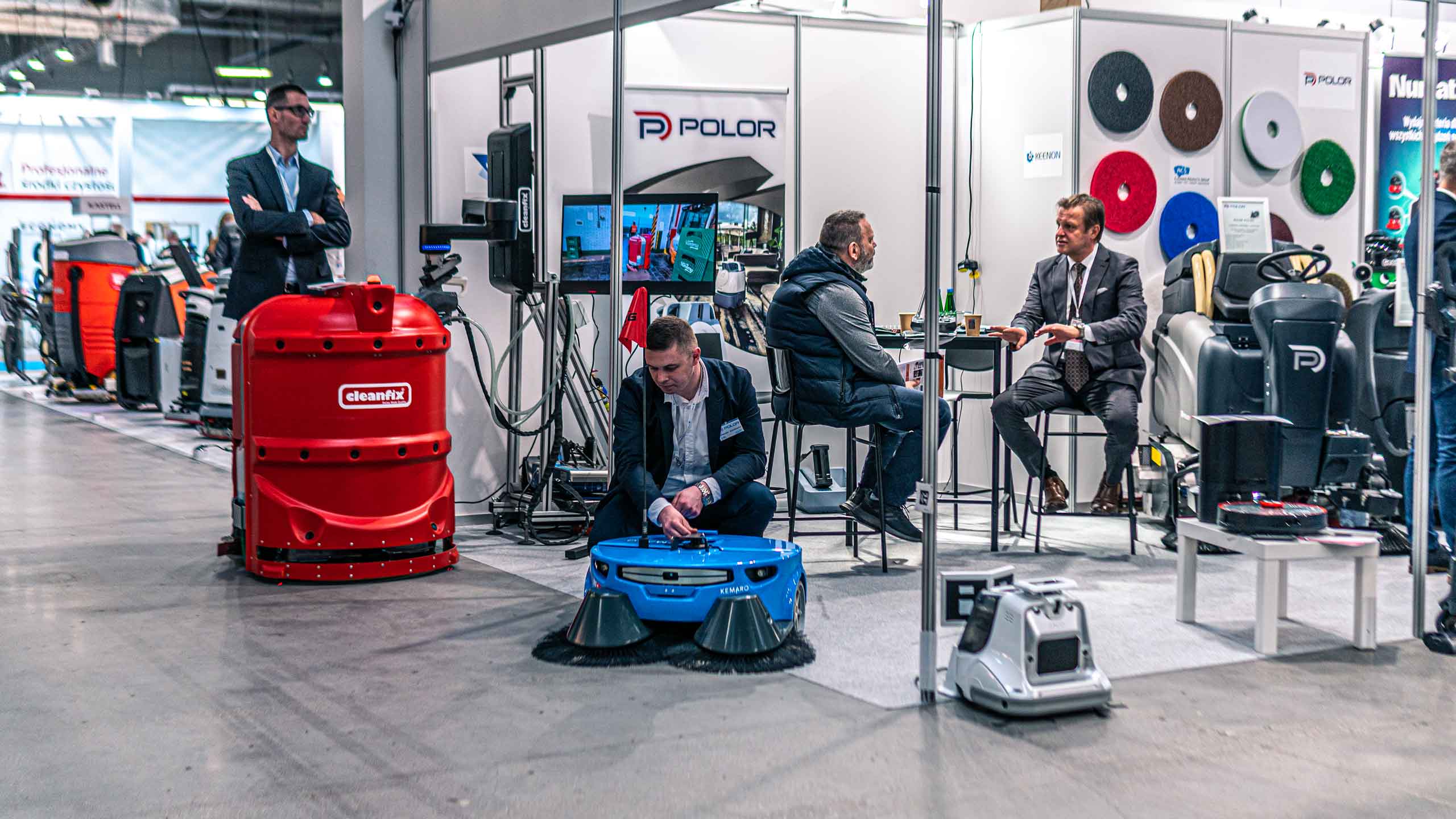 Profesjonalny robot odkurzający Whiz