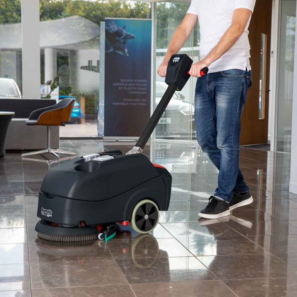 TTB1850NX-R_Numatic_Foyer_01